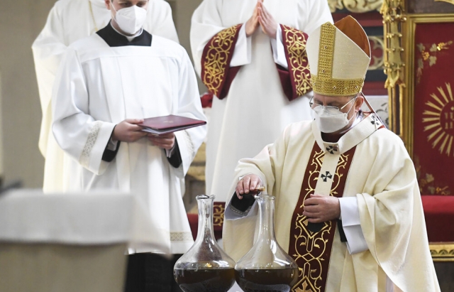 Карантинний Великдень: у Словаччині пасхальні кошики освячуватимуть через інтернет