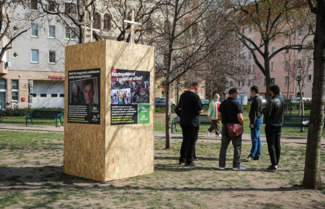 В Будапешті знесли статую присвячену підтримці Black lives matter