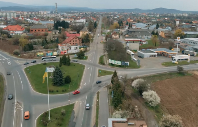 Проєкт “Закарпаття з висоти”: вулиця Ужгородська в Мукачеві з висоти пташиного польоту