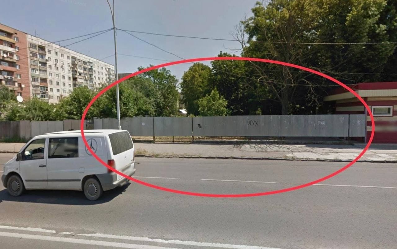 Виконком міськради Ужгорода не погодив розміщення торгових павільйонів на зелених зонах міста