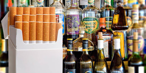 Скільки закарпатці витрачають на тютюн та алкоголь?