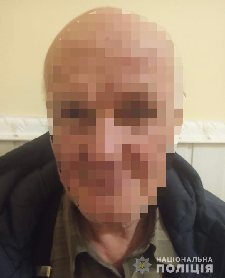 У Чинадієві 59-річний чоловік викрав господарське майно з будинку свого сусіда