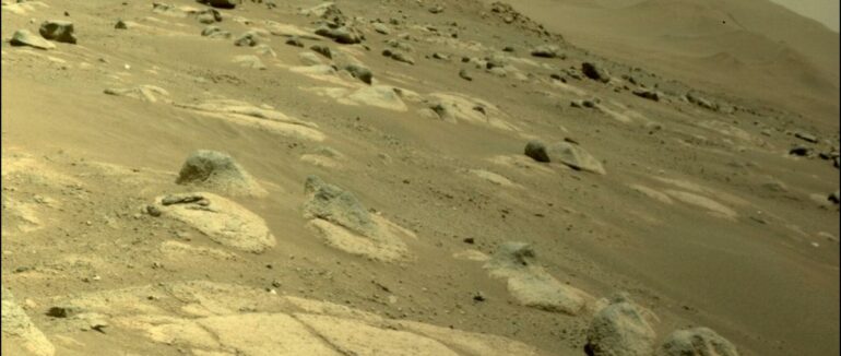 Вертоліт Ingenuity встановив новий рекорд: він вже вчетверте політав на Марсі