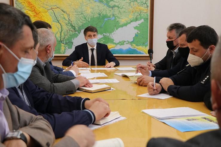 Пасажиропотік в громадському транспорті: на Закарпатті влада посилить контроль за діяльністю перевізників