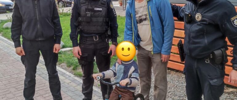 В Ужгороді на території Боздоського розшукали 4-річного хлопчика