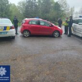 Ледь не наїхав на патрульного: на Закарпатті зупинили агресивного водія