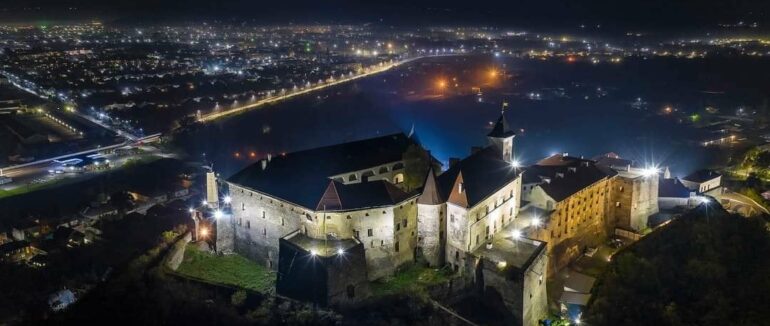 У замку «Паланок» проведуть реставрацію нижнього двору