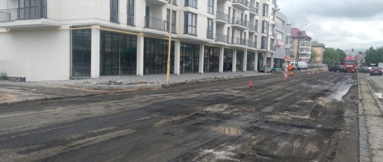Капітальний ремонт Капушанської: в Ужгороді взялись за проблемну вулицю