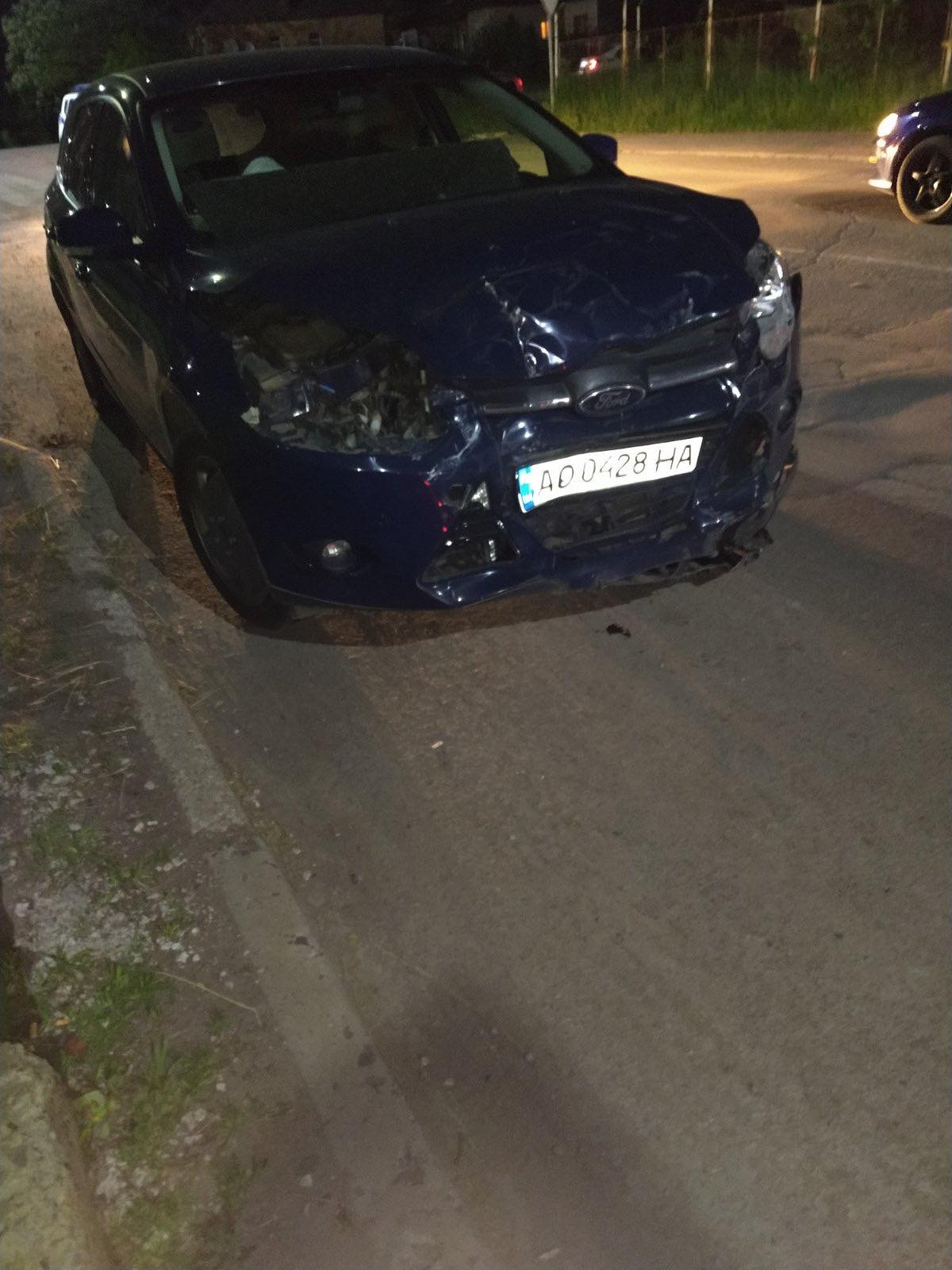 Нічна дорожньо-транспортна автопригода у Мукачеві