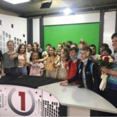 Школярі Мукачівської ЗОШ 16 заглянули за лаштунки відомого закарпатського телеканалу