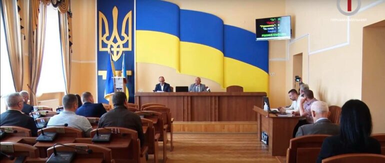 У Хусті засідали міські депутати (ФОТО; ВІДЕО)