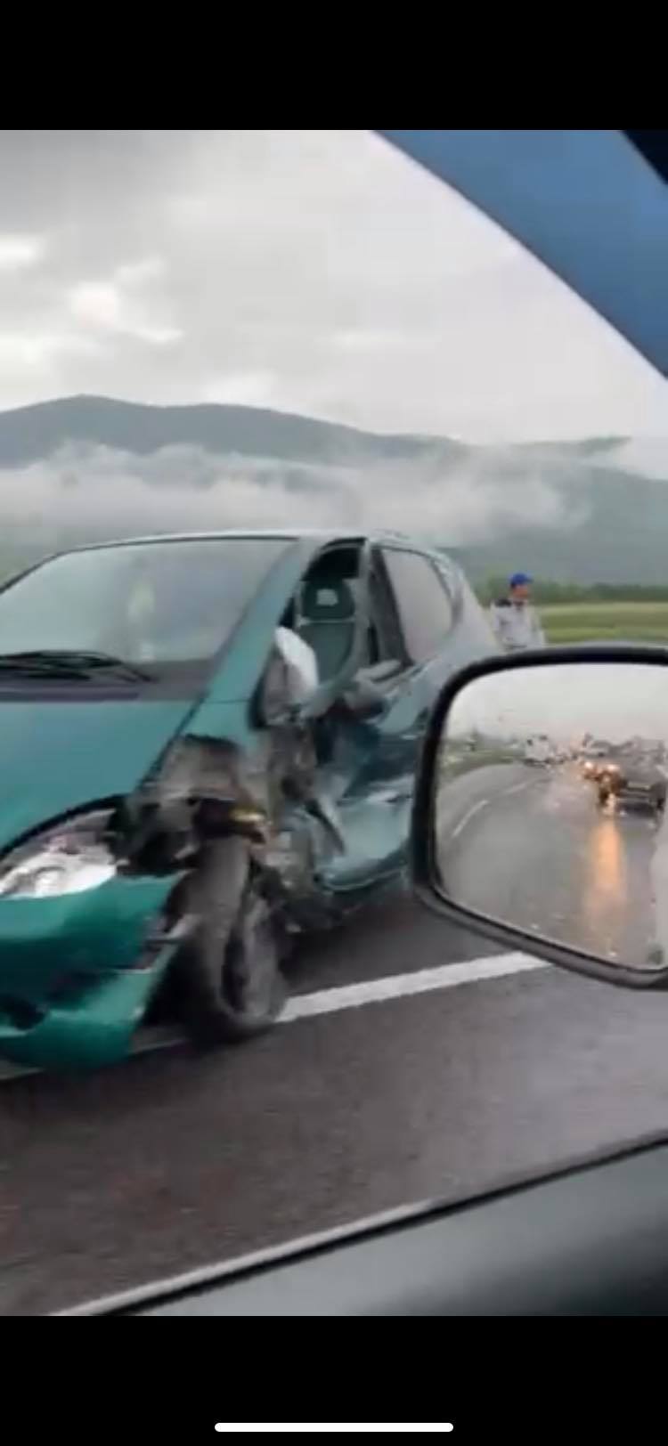 Ранкова ДТП на Хустщині: не розминулись дві автівки