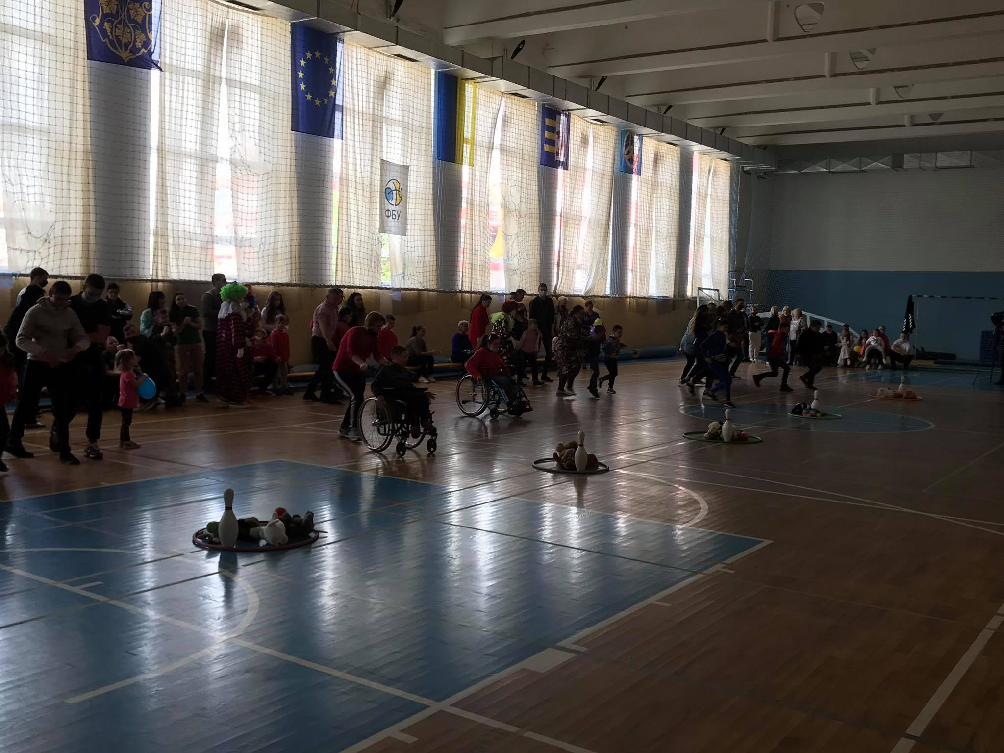 «Я вірю в себе»: в Ужгороді відбувся обласний спортивно-розважальний фестиваль серед «особливих» дітей