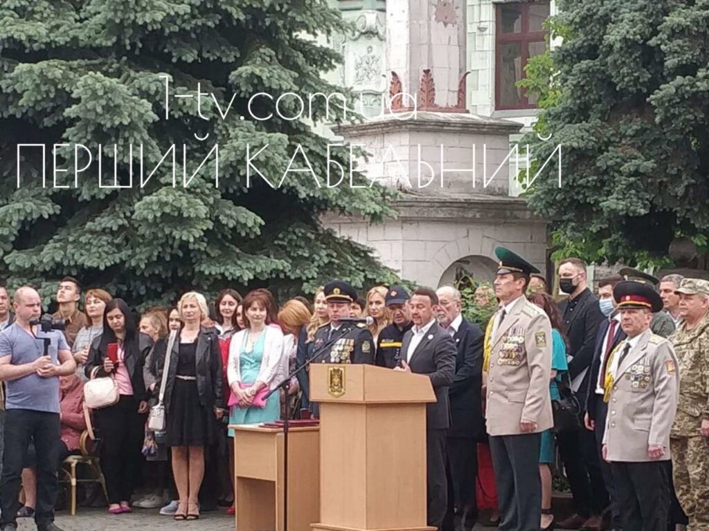 Мукачево, військовий ліцей, ліцеїсти, випуск, парад, урочистий супровід, закінчення, навчальний рік