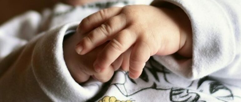 Покинуте немовля у пологовому відділені взяла під опіку 28-річна закарпатка