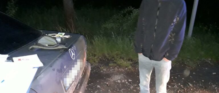 На Виноградівщині за ніч затримали двох водіїв з наркотиками