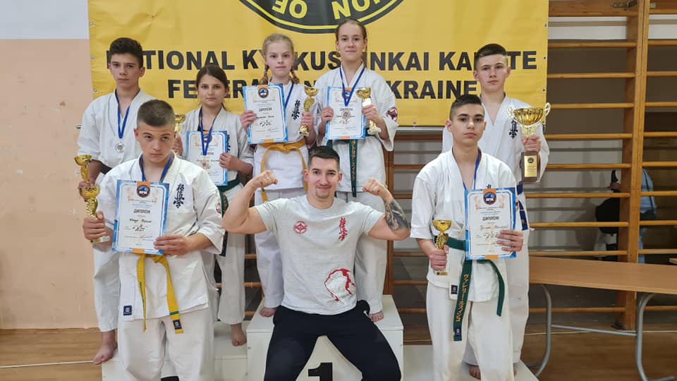 Мукачівські каратисти вибороли 6 нагород на Кубку України з Кіокушин Карате