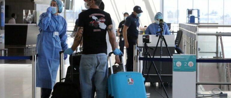 Єврокомісія пропонує дозволити в’їзд в ЄС вакцинованим туристам