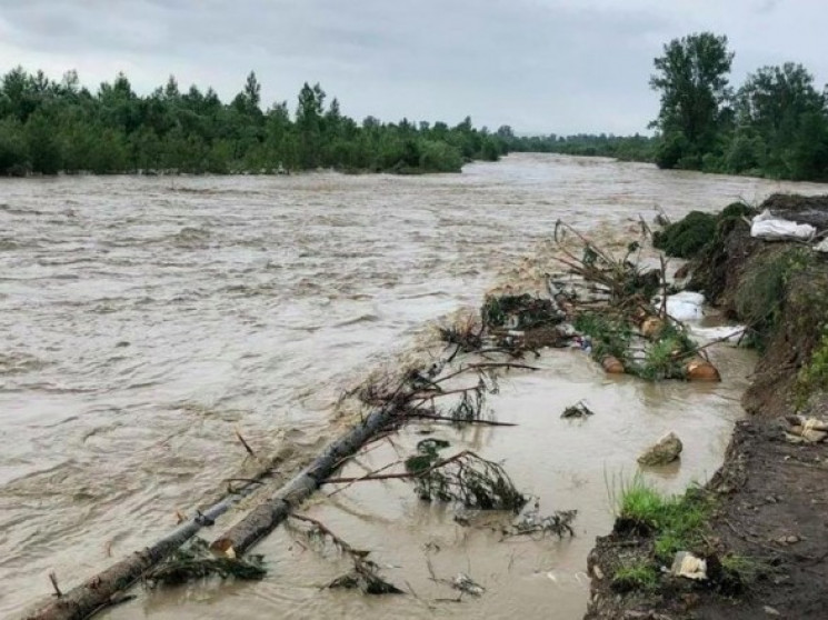 На Закарпатті річках очікується підвищення рівнів води