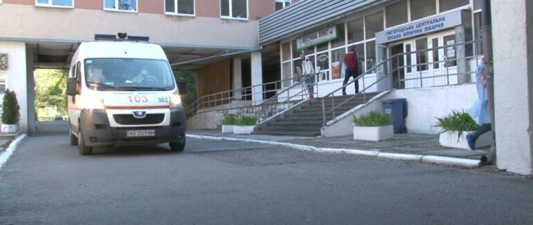 В Ужгороді планують закрити ковідне відділення в лікарні