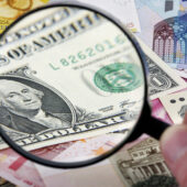 Знову подорожчали: курс валют на 11 травня