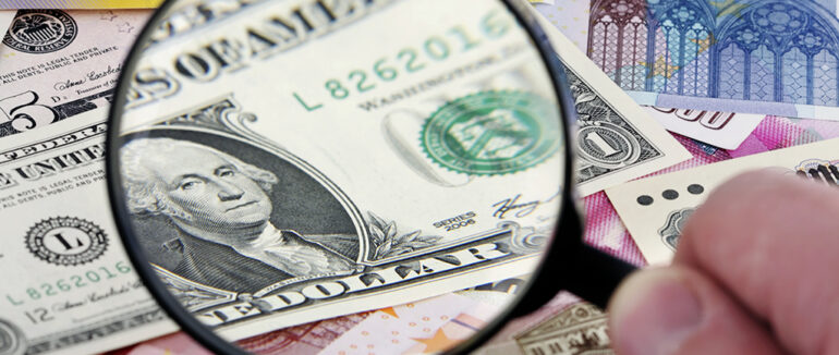 Знову подорожчали: курс валют на 11 травня