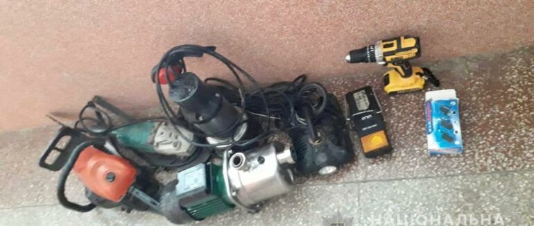 На Закарпатті двоє братів обікрали місцеве підприємство