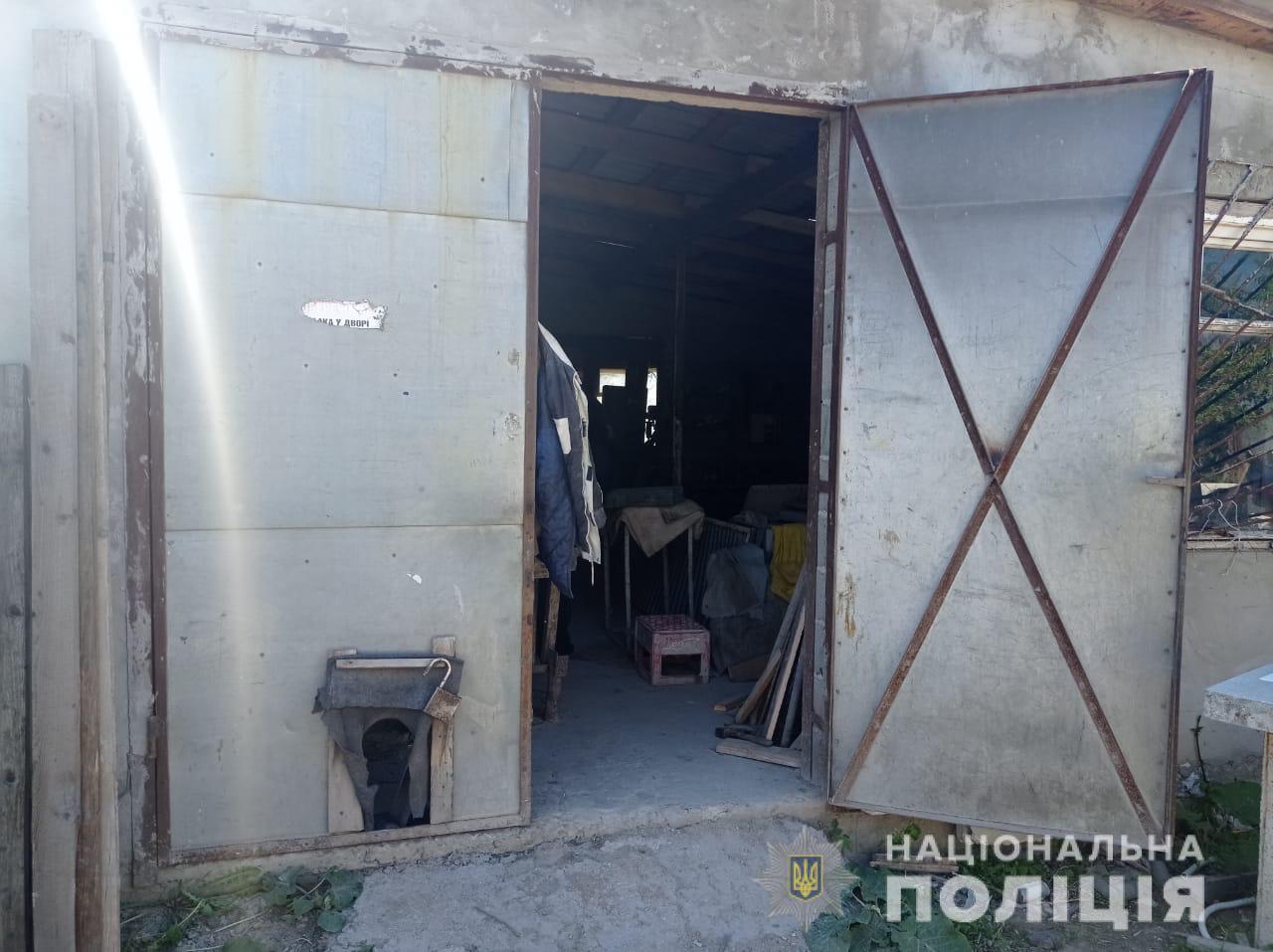 В Мукачеві 38-річний місцевий мешканець вночі обікрав пенсіонера