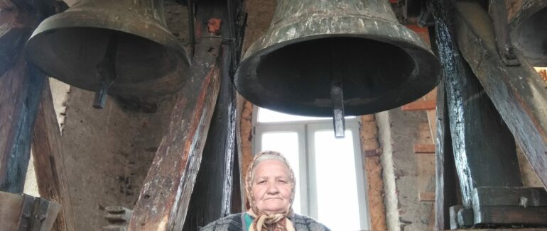 В іршавській церкві дзвонарем працює 71-річна жінка