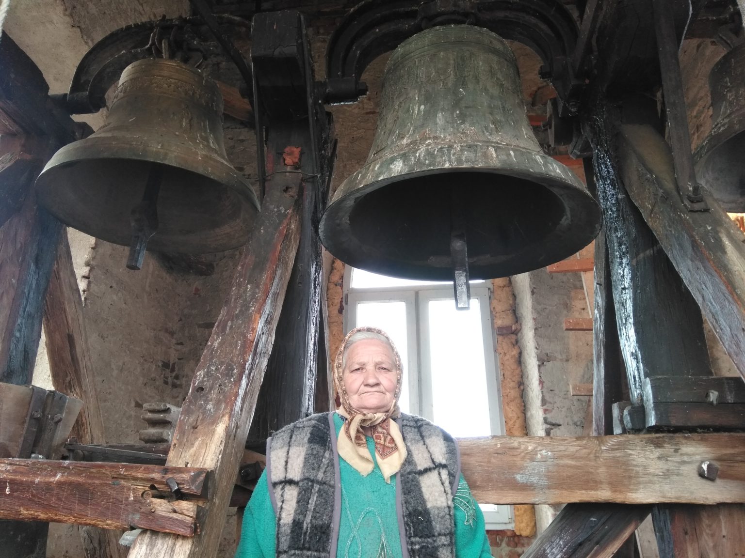 В іршавській церкві дзвонарем працює 71-річна жінка