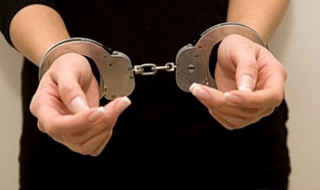 Мати намагалася «відкупити» сина, якого затримали за наркоторгівлю