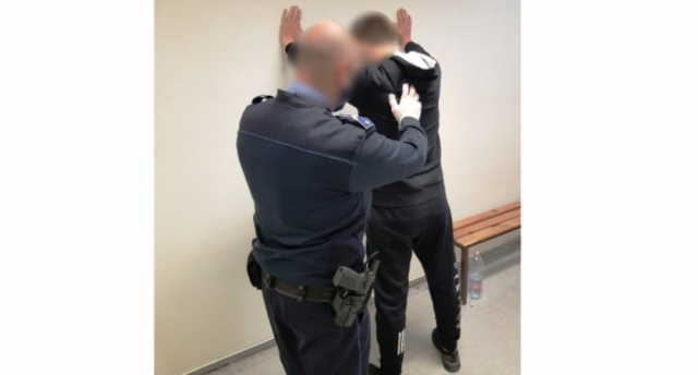 Розшук за крадіжку у Загоні: 30-річного українця затримали на угорському кордоні