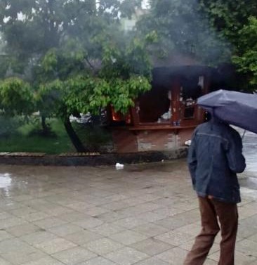 Пожежа в Ужгороді: з невідомих причин неподалік центру міста горів кіоск