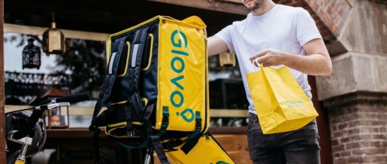 Сервіс кур’єрської доставки Glovo почав роботу в Ужгороді
