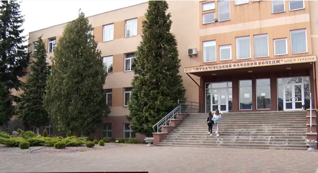 «Ініціювання референдуму щодо продажу земель сільгосппризначення»: круглий стіл у Мукачеві