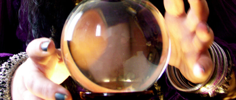 Залякування і вимагання півмільйона грн: на Закарпатті шахрайку засуджено до 8 років ув’язнення