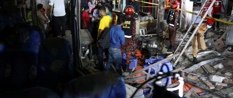 Потужний вибух у Бангладеші: понад півсотні постраждалих, є загиблі