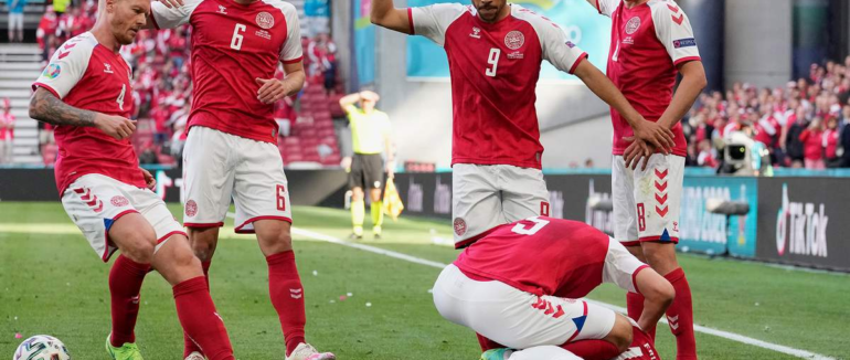 Жахливий випадок на матчі “Євро 2020”: відомо про стан Крістіана Еріксена, який знепритомнів на полі