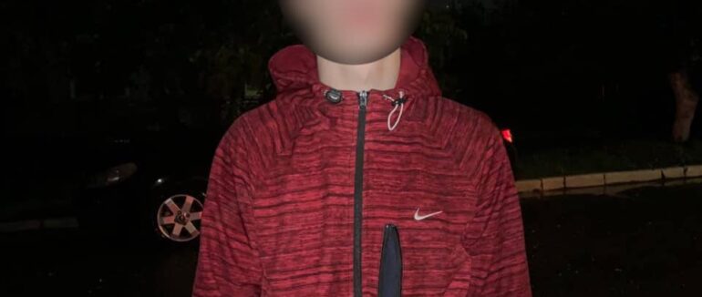 Пошкодили чужий автомобіль: в Ужгороді затримали неповнолітніх