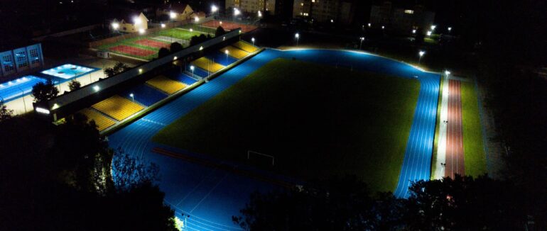 Нічні знімки ДЮСШ в Мукачеві