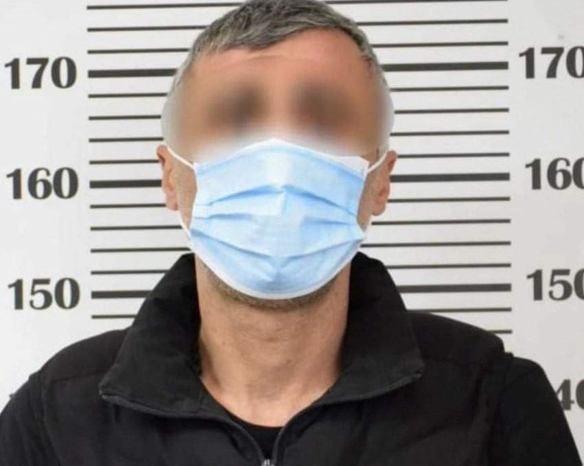 Нелегал-"повторник" на Закарпатті: громадянин Грузії намагався потрапити до Словаччини через загороджувальний паркан