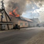 Пожежа у мікрорайоні Паланок в Мукачеві – ПРЯМИЙ ЕФІР