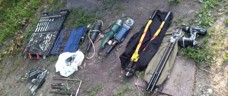 Небайдужий громадянин допоміг поліції: в Ужгороді затримали грабіжників