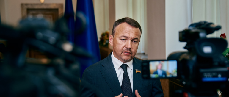 Олексій Петров прокоментував політичні заяви про коаліції та інші спекуляції, які ширяться мережею