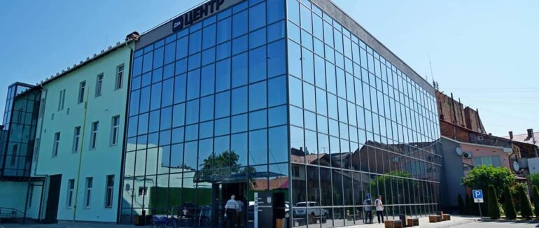 Перший на Закарпатті: в Мукачеві відкрито “Дія Центр”