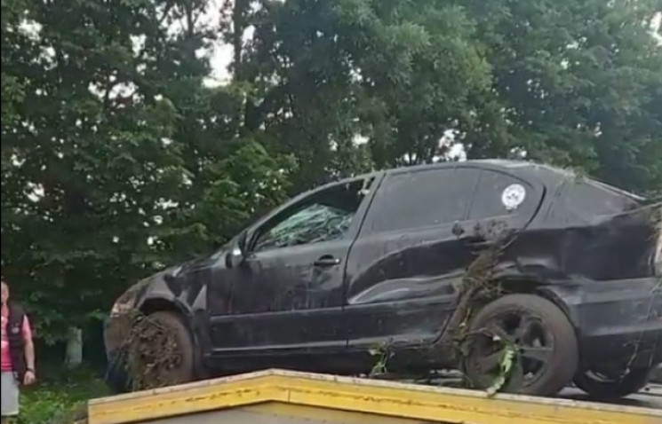 ДТП на Іршавщині: легковик вилетів у кювет