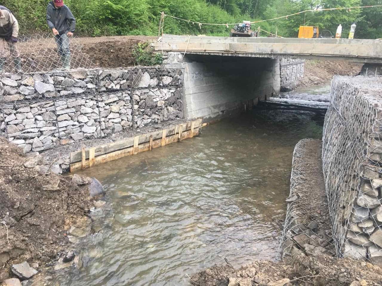 Тривають роботи по відновленню кількох мостів на Закарпатті