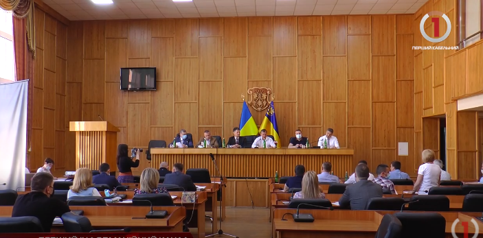 Кошти для лікування пільгових категорій громадян та закупкаавтобусів: засідання виконкому в Ужгороді (ВІДЕО)