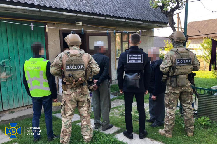 На Закарпатті правоохоронці заблокували міжнародний канал нелегальної міграції з країн Азії до Європейського Союз