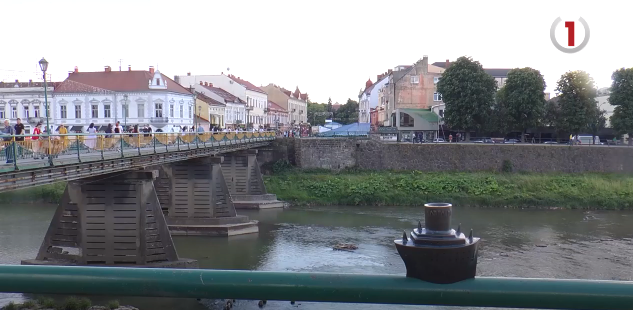 Близько 40 міні-скульптур встановлені в місті Ужгород (ФОТО, ВІДЕО)